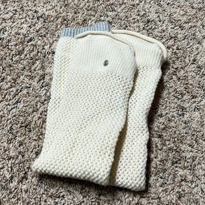 like new knitted leg warmers lululemon